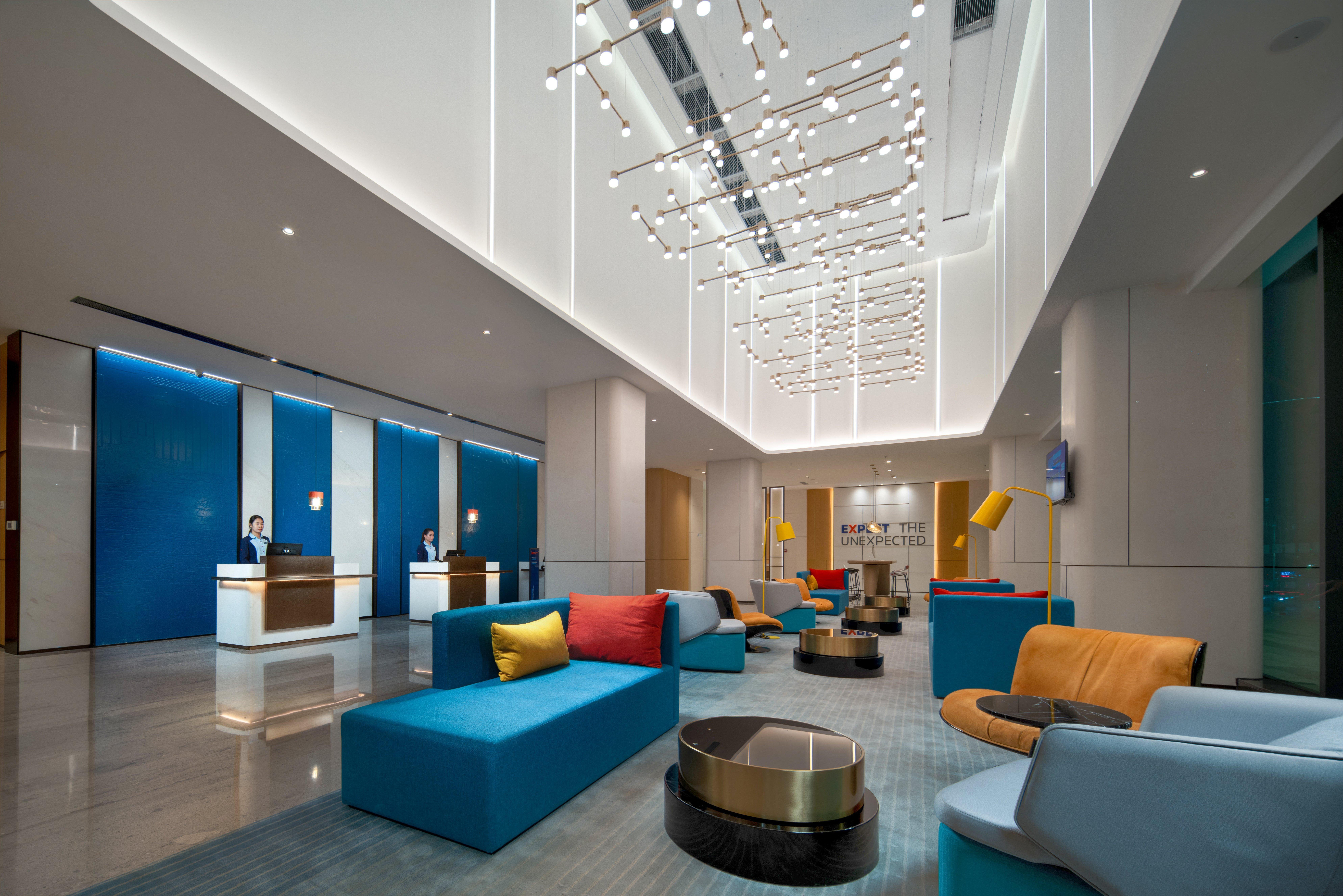 Holiday Inn Express Shenzhen Longhua By Ihg Zewnętrze zdjęcie