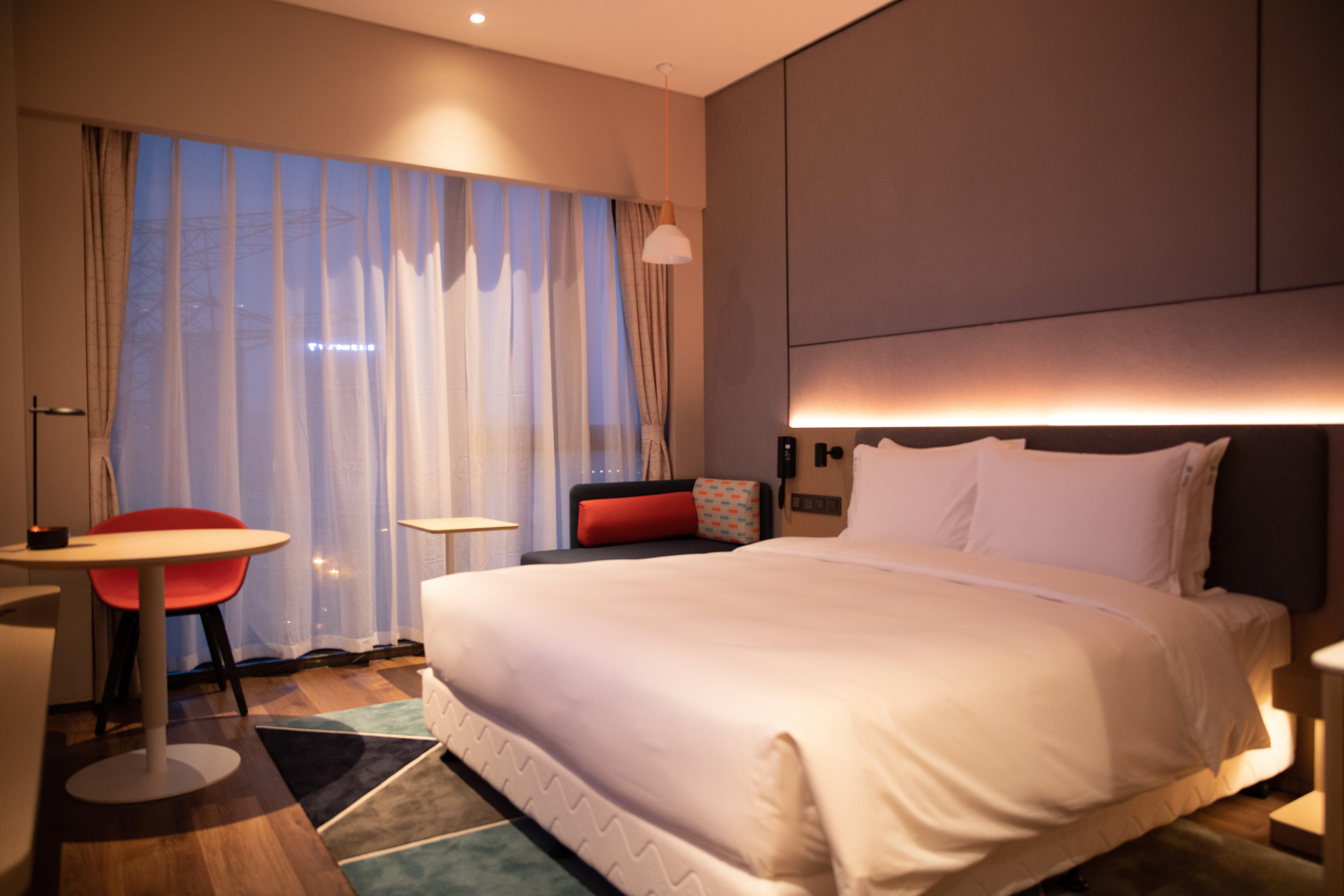Holiday Inn Express Shenzhen Longhua By Ihg Zewnętrze zdjęcie
