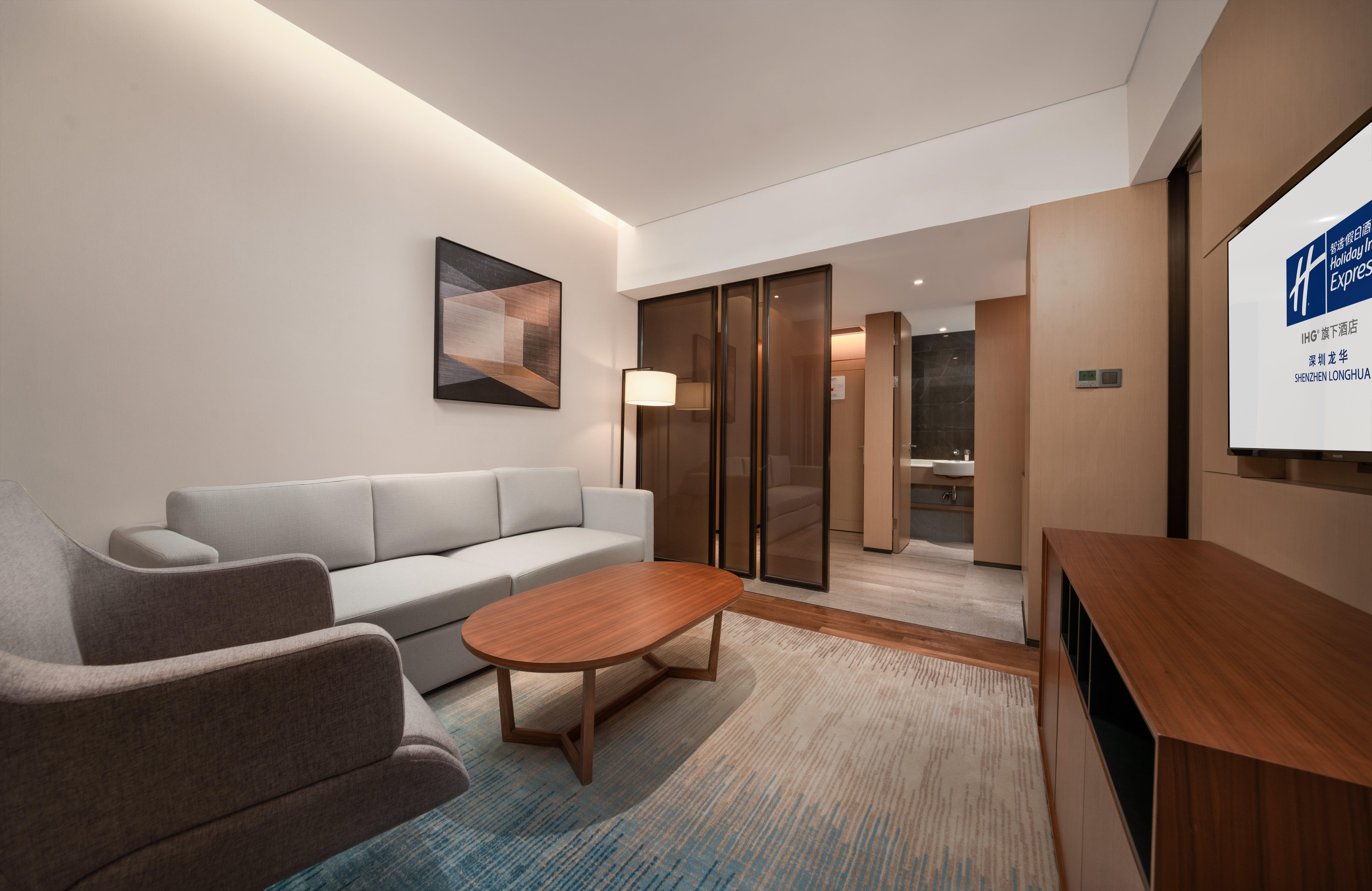 Holiday Inn Express Shenzhen Longhua By Ihg Zewnętrze zdjęcie
