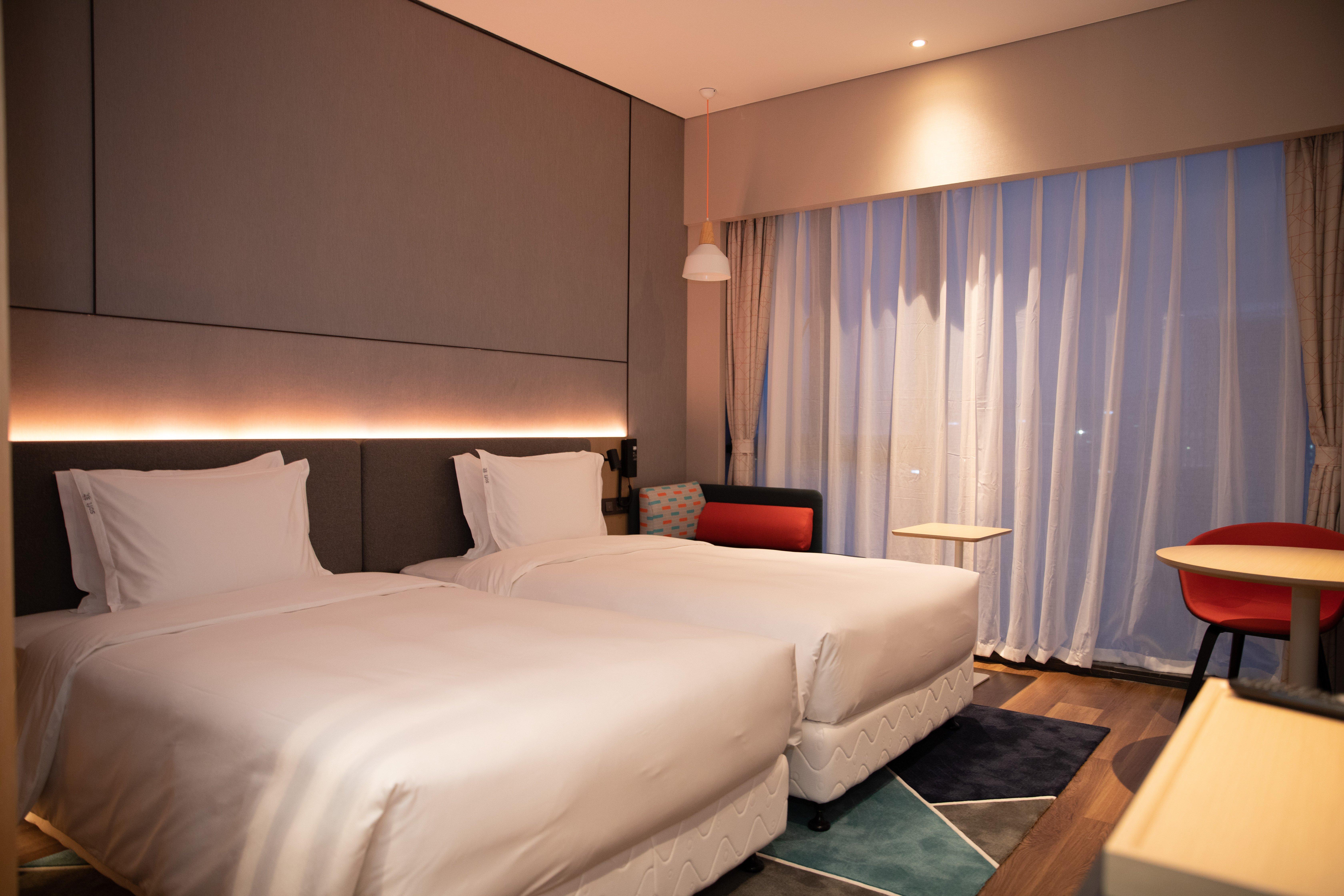 Holiday Inn Express Shenzhen Longhua By Ihg Zewnętrze zdjęcie