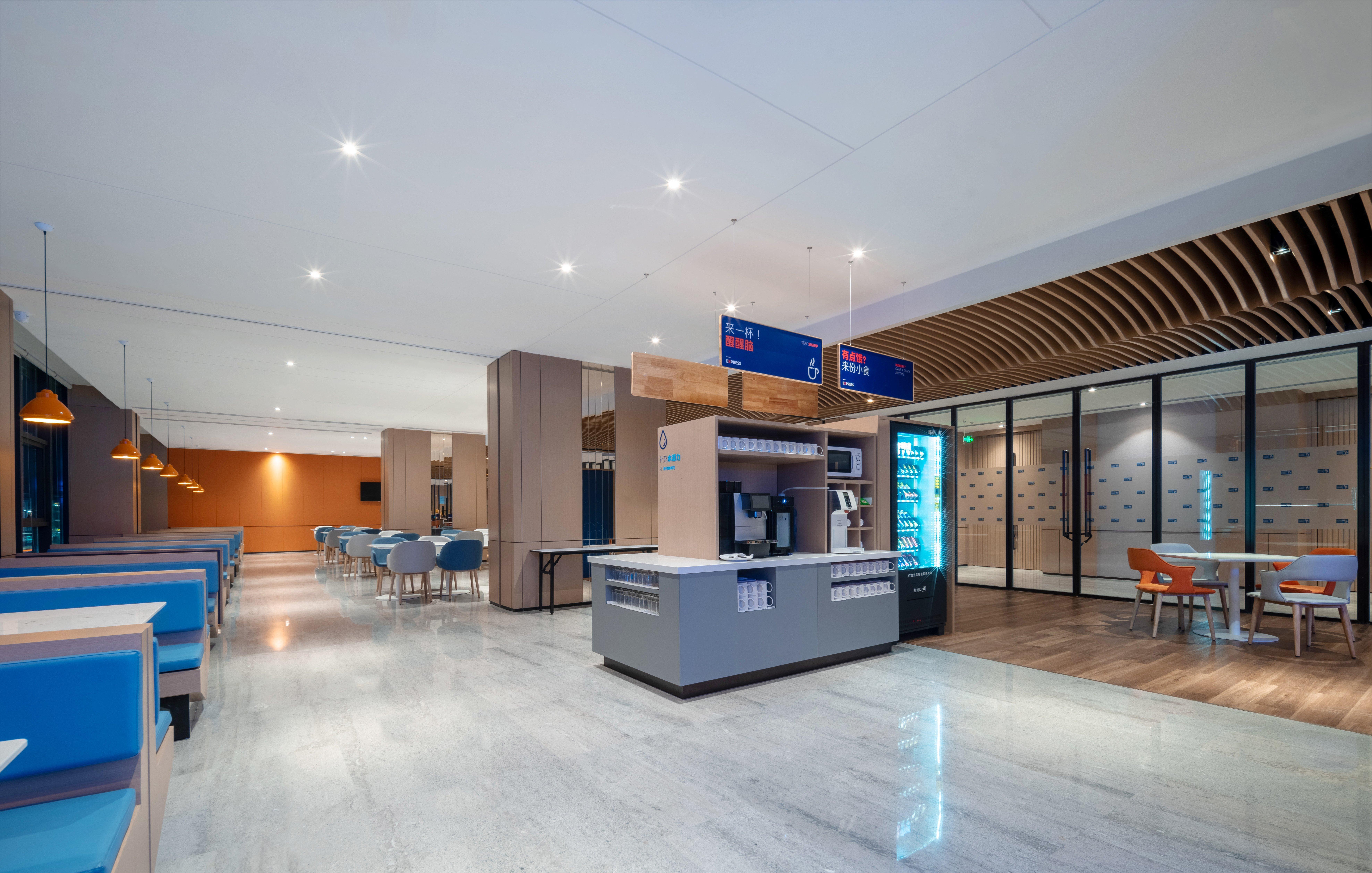 Holiday Inn Express Shenzhen Longhua By Ihg Zewnętrze zdjęcie