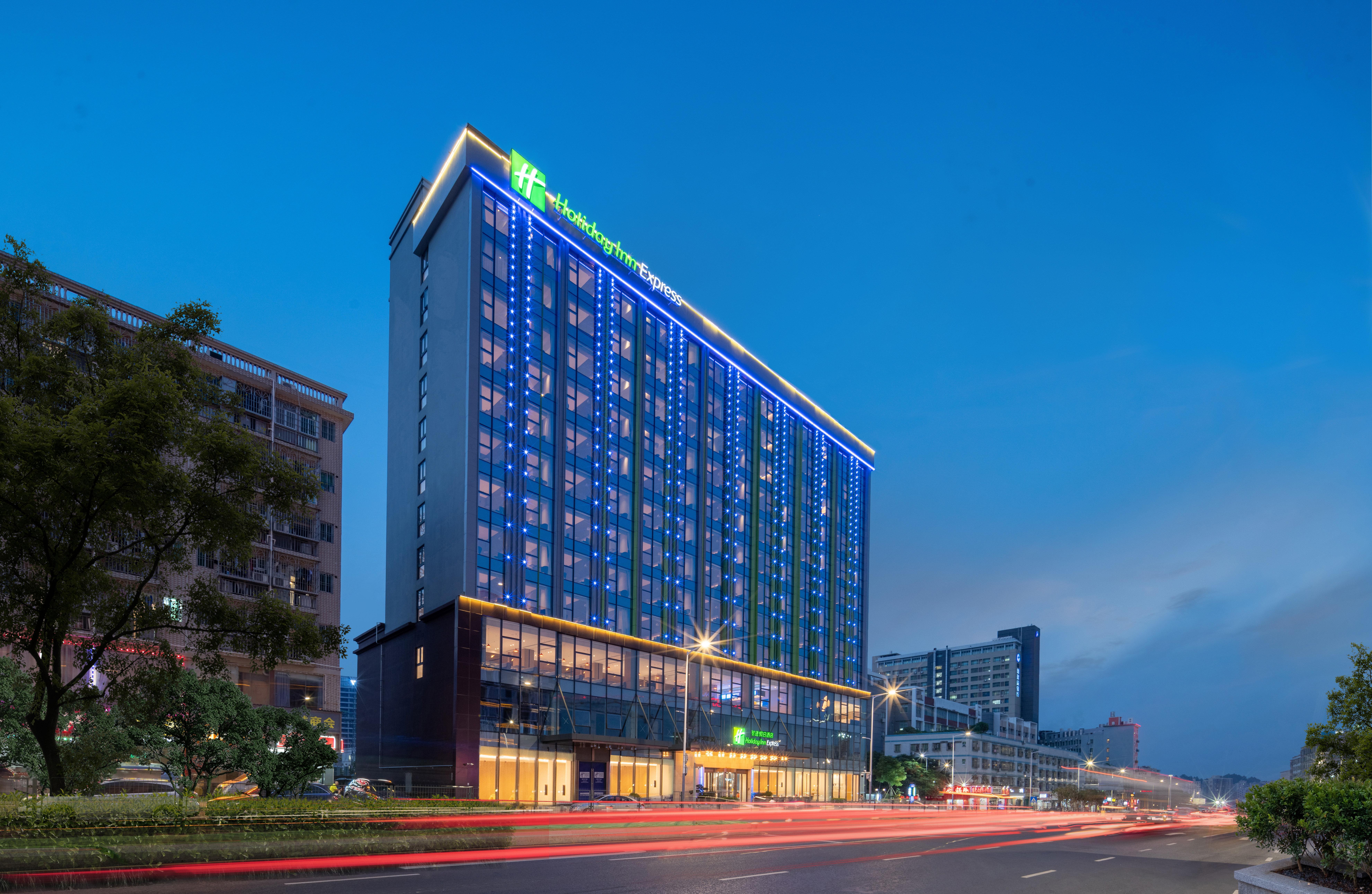 Holiday Inn Express Shenzhen Longhua By Ihg Zewnętrze zdjęcie